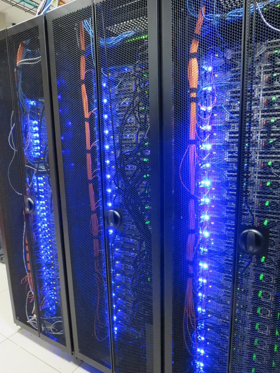 CPU cluster, back view